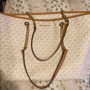 MK Jet Set Travel Chain Tote